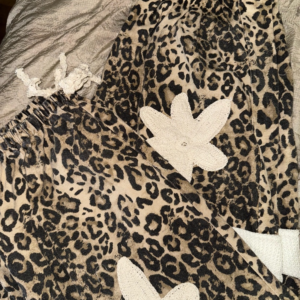 POL Leopard Print Pants - Picture 5 of 8
